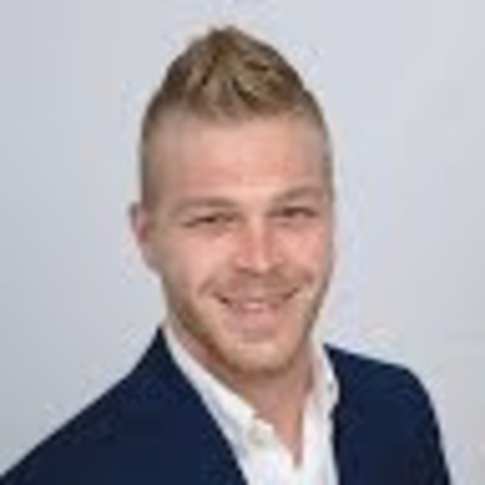 Meet your Posher, Evan